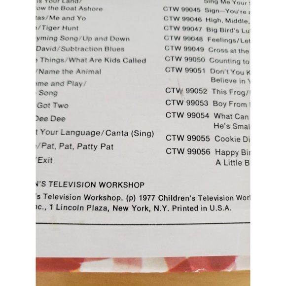 Vintage Sesame Street Happy Birthday 33 13/2 LP Vinyl - Picture 3 of 5